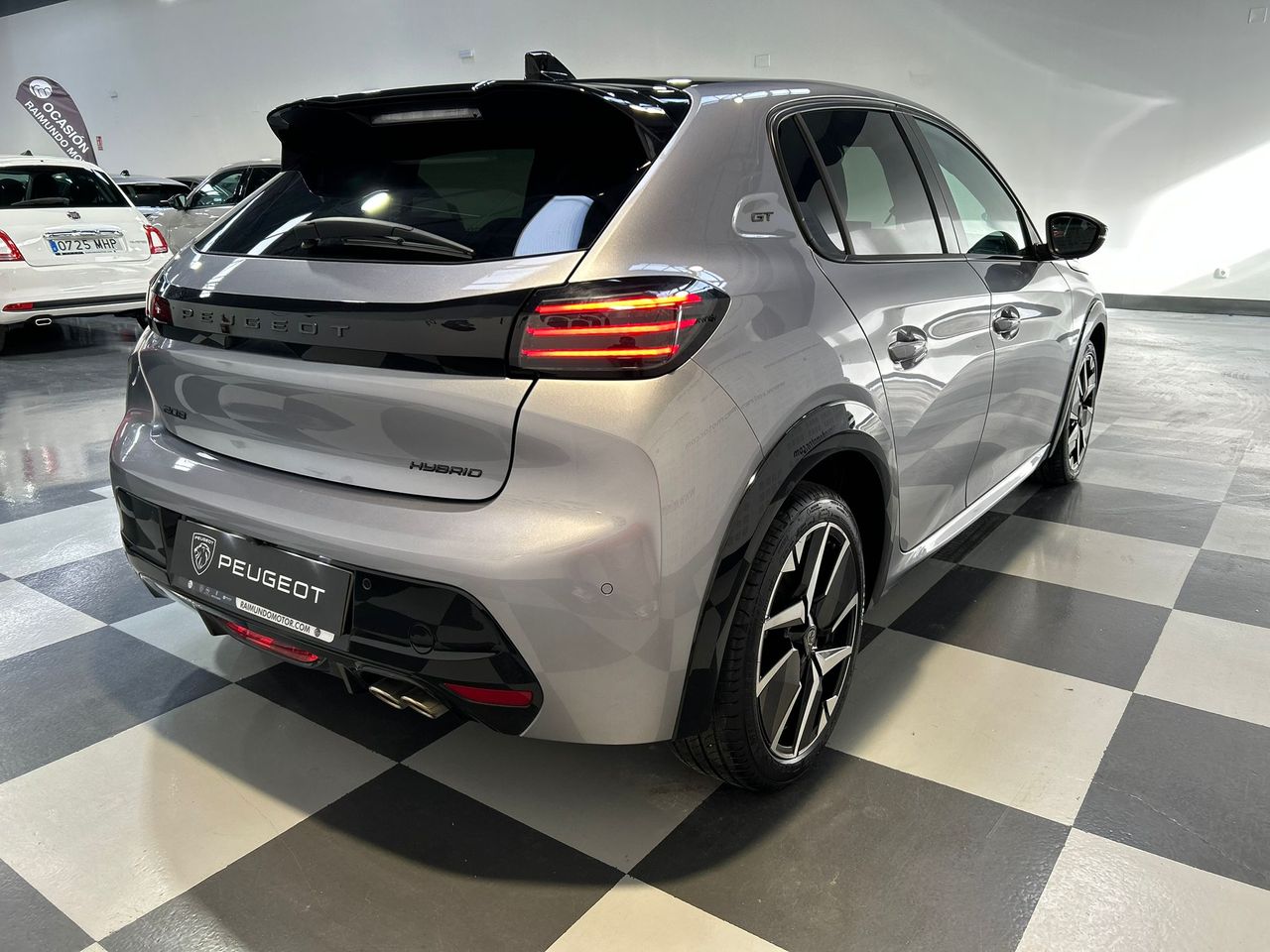 Peugeot 208 HYBRID GT 145CV - Foto 2
