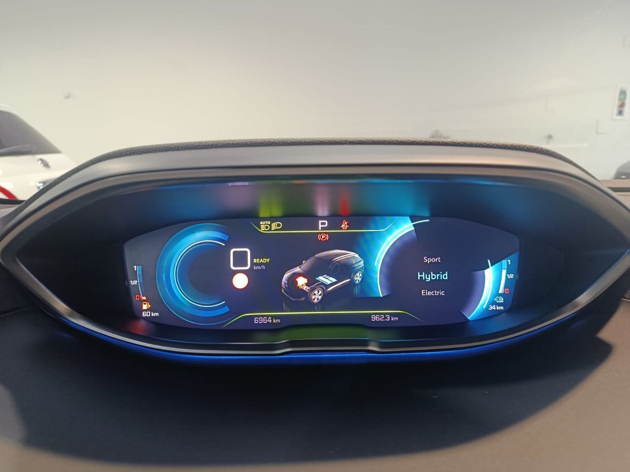 Peugeot 3008 Allure Pack PLUG-IN HYBRID 180 e-EAT8 - Foto 2