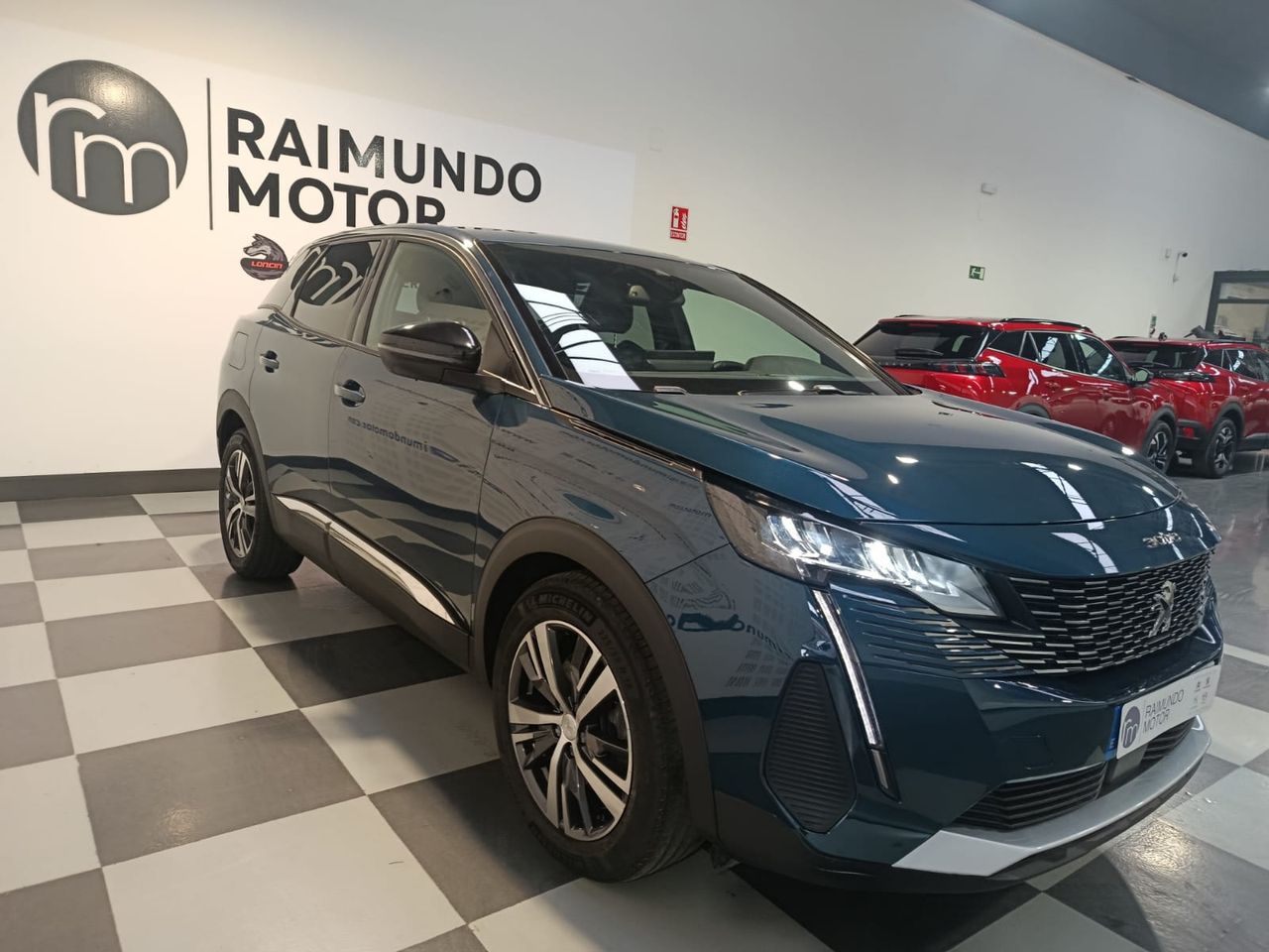 Peugeot 3008 Allure Pack PLUG-IN HYBRID 180 e-EAT8 - Foto 2