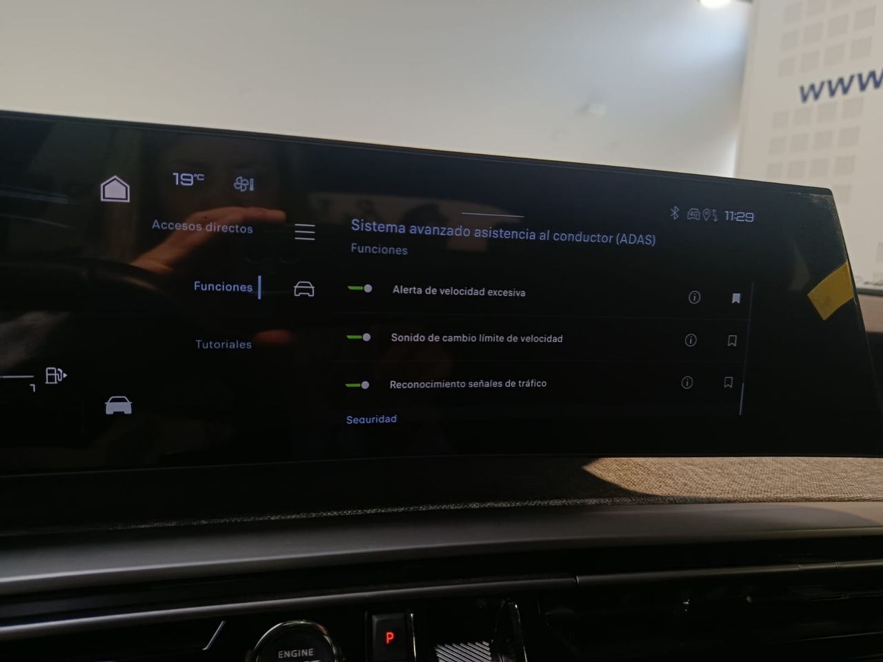 Peugeot 3008 Hybrid 136 e-DCS6 Allure - Foto 2