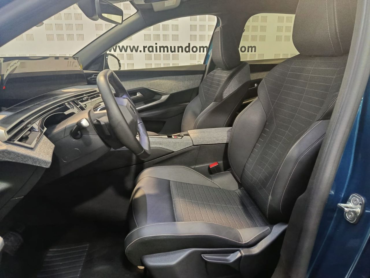 Peugeot 3008 Hybrid 136 e-DCS6 Allure - Foto 2