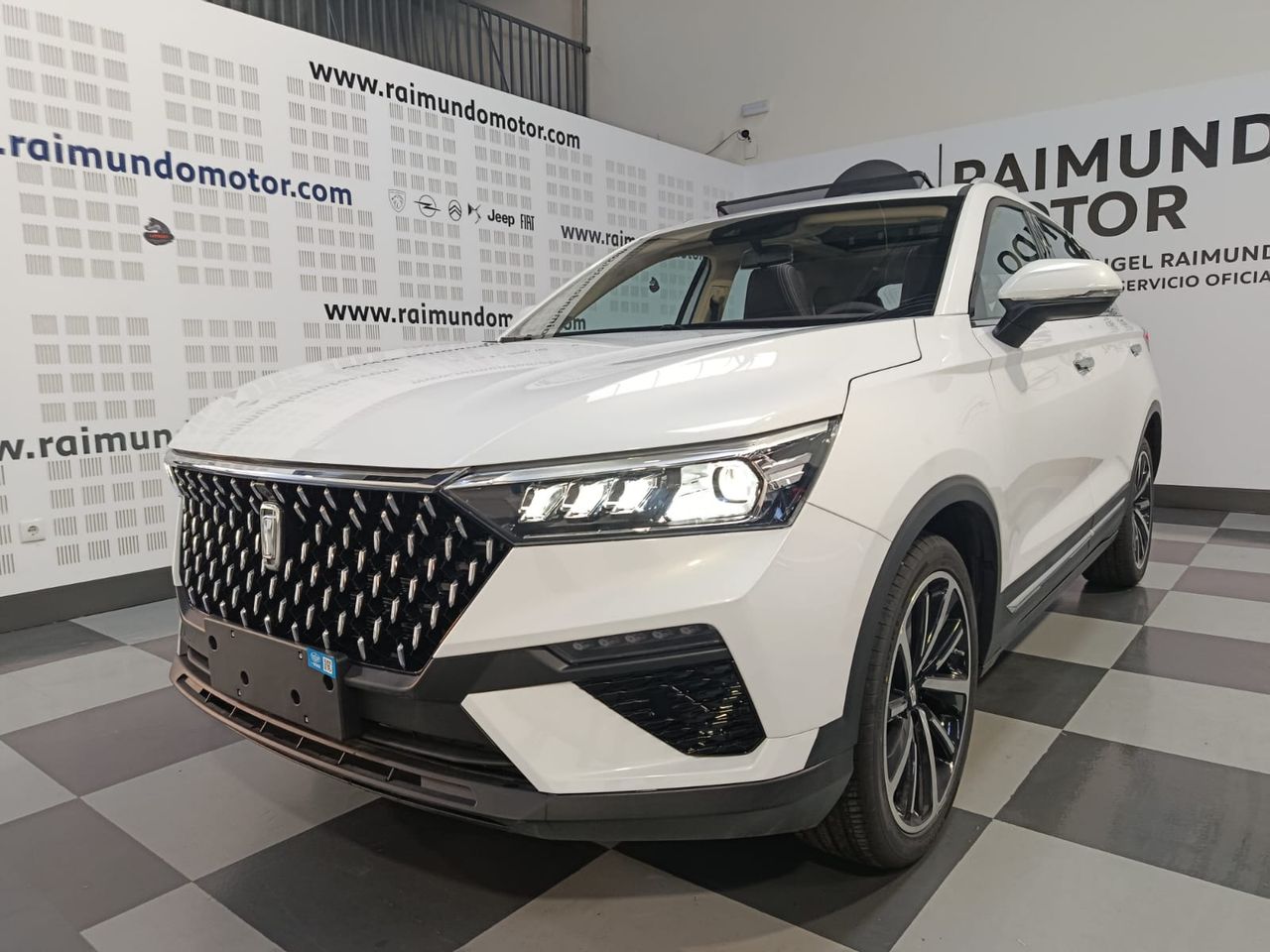 Bestune T77 1.5 160CV - Foto 2