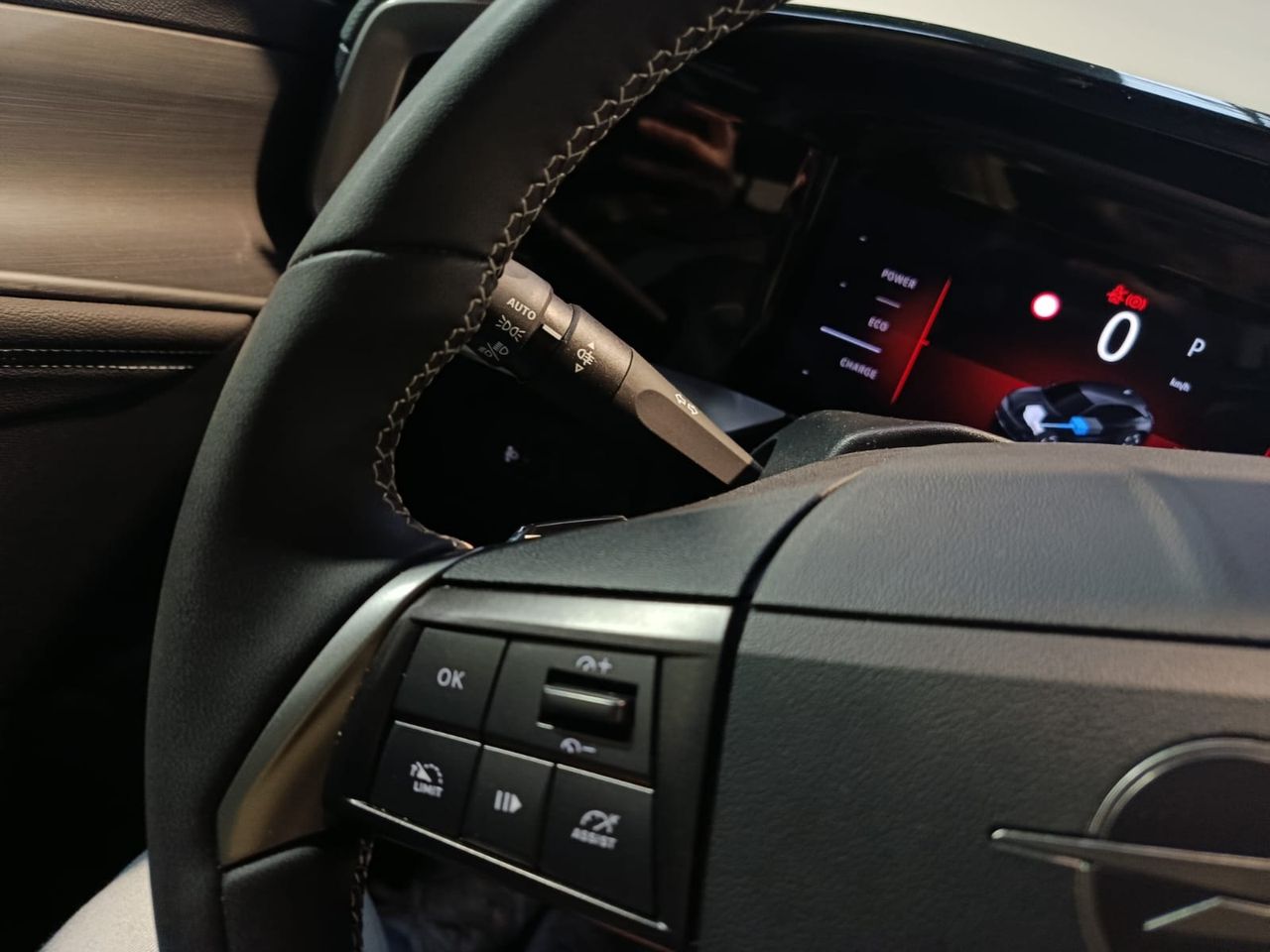 Opel Mokka GS 1.2T XHT HYBRID 145CV - Foto 2