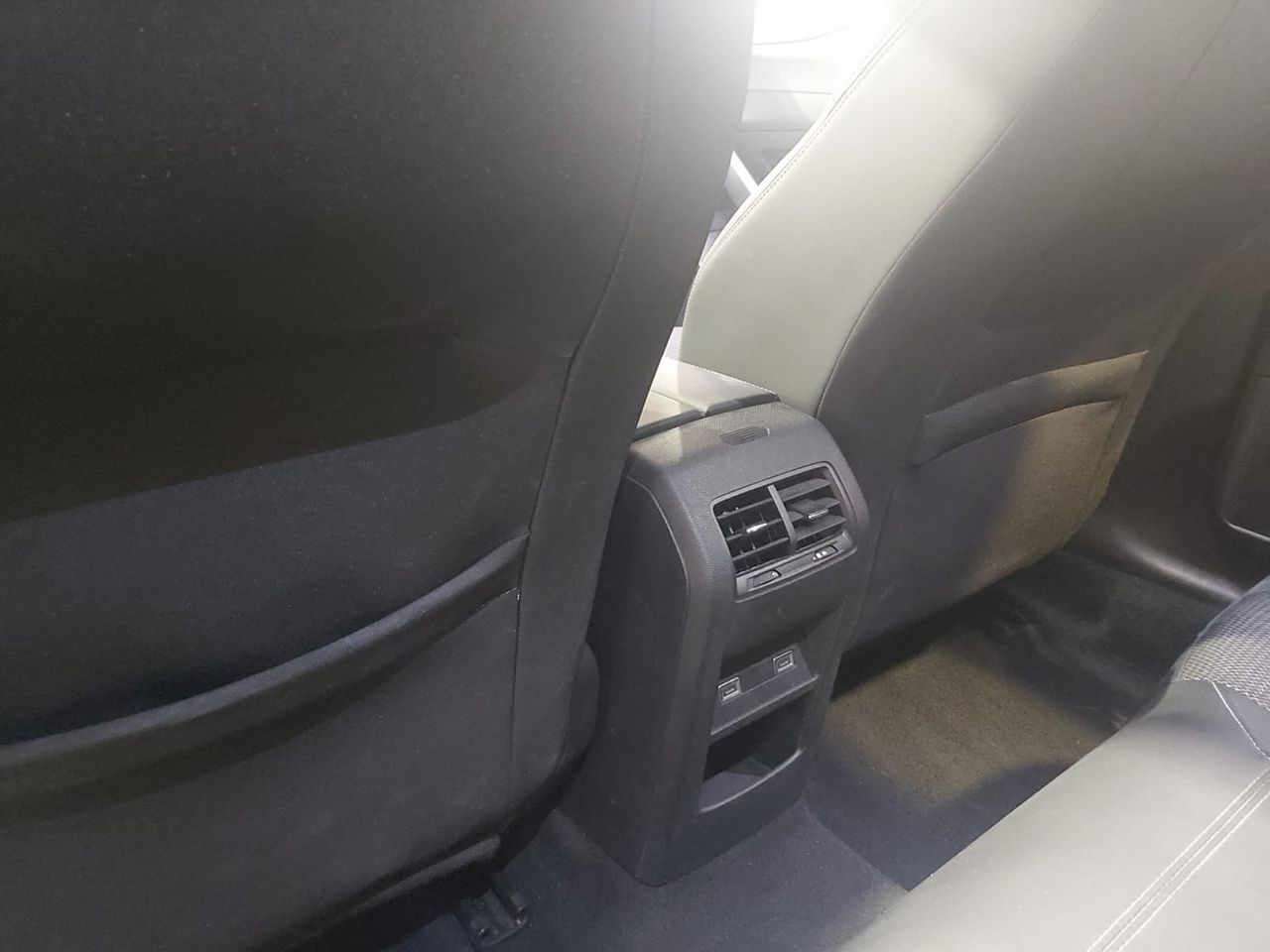 Peugeot 308 ALLURE BLUEHDI 130 CV EAT8 - Foto 2