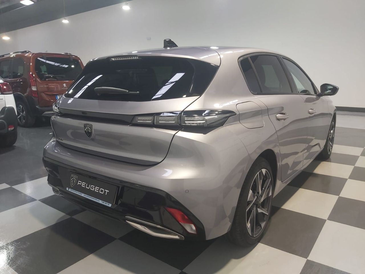Peugeot 308 ALLURE BLUEHDI 130 CV EAT8 - Foto 2