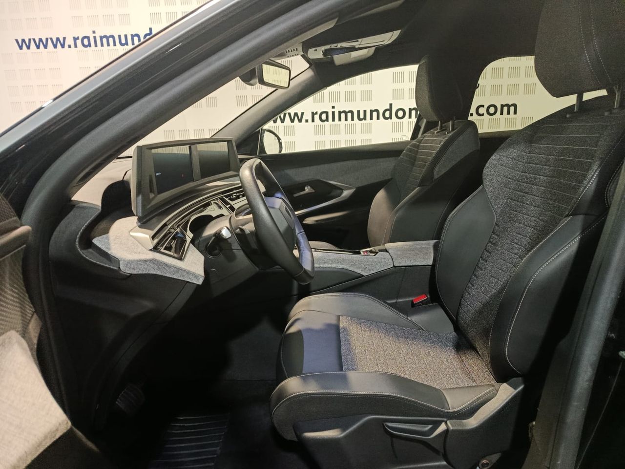 Peugeot 3008 Hybrid ALLURE 1.2T 145 CV - Foto 2