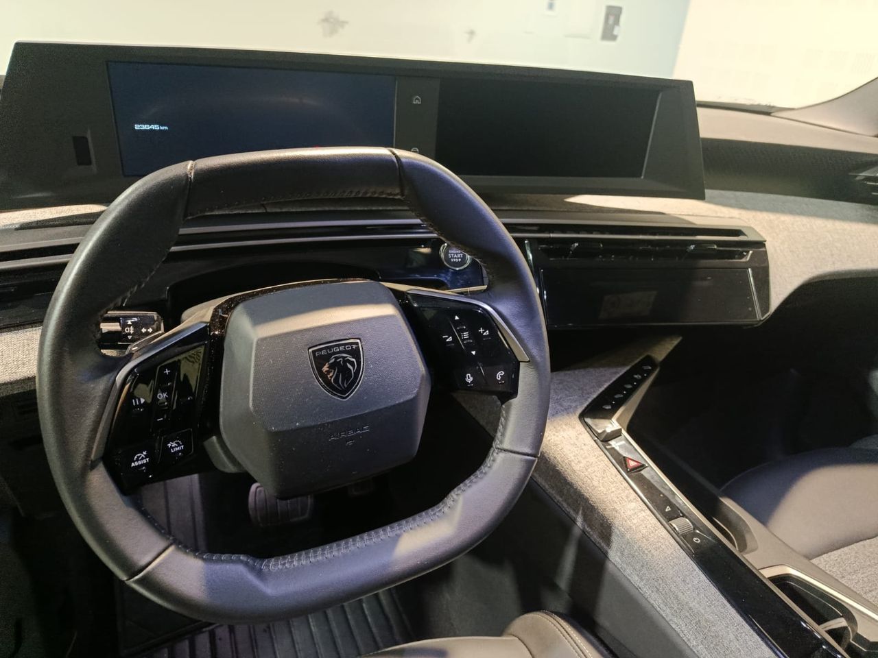 Peugeot 3008 Hybrid ALLURE 1.2T 145 CV - Foto 2