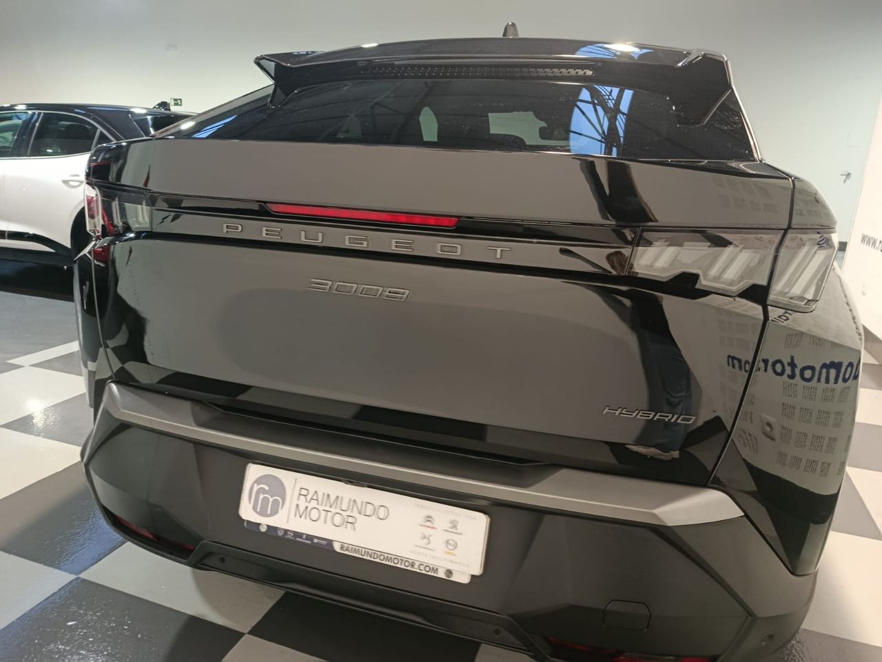 Peugeot 3008 Hybrid ALLURE 1.2T 145 CV - Foto 2