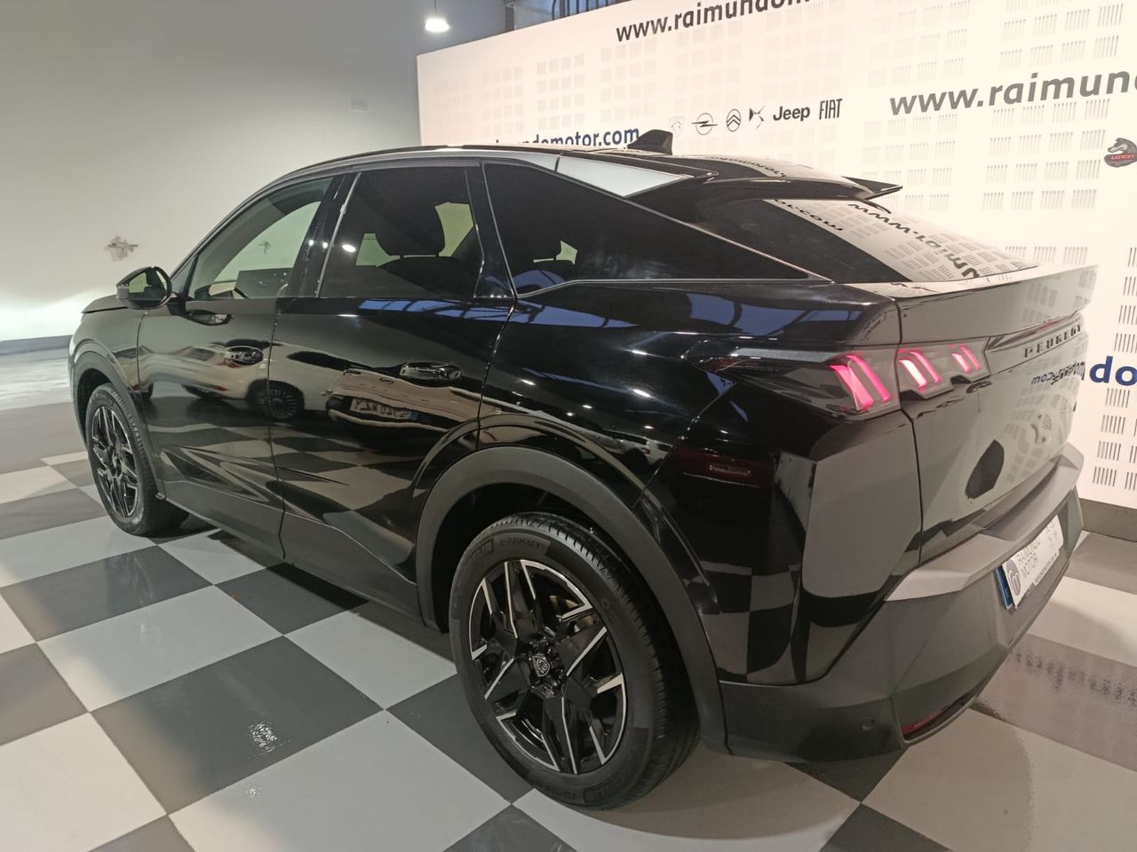 Peugeot 3008 Hybrid ALLURE 1.2T 145 CV - Foto 2