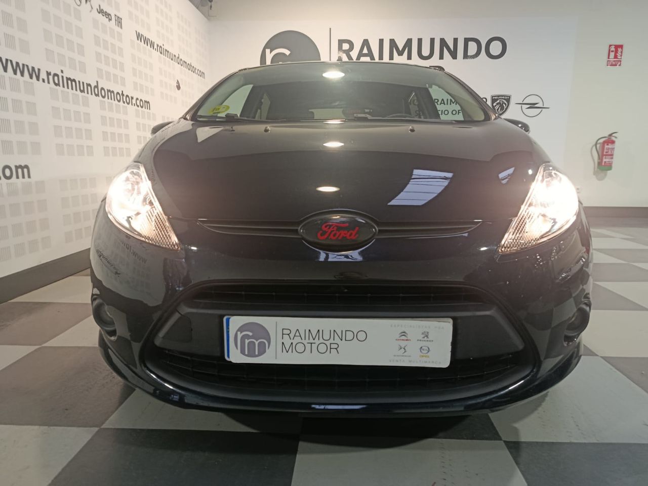 Ford Fiesta 5p Trend 1.4 TDCi 68 CV - Foto 2