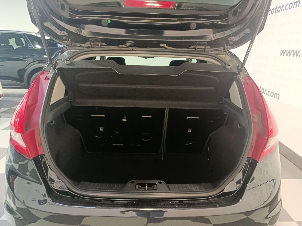 Ford Fiesta 5p Trend 1.4 TDCi 68 CV - Foto 2