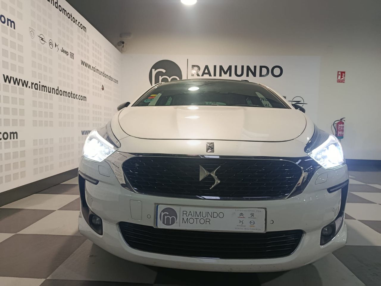 DS DS 5 5 BlueHDi 180 S&S EAT6 Style - Foto 2