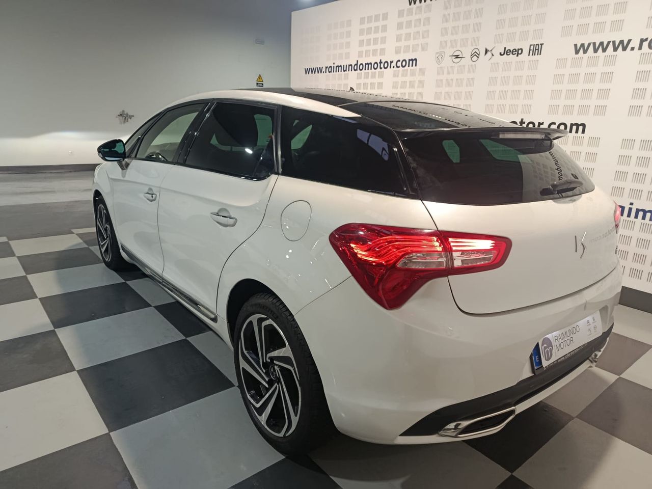 DS DS 5 5 BlueHDi 180 S&S EAT6 Style - Foto 2