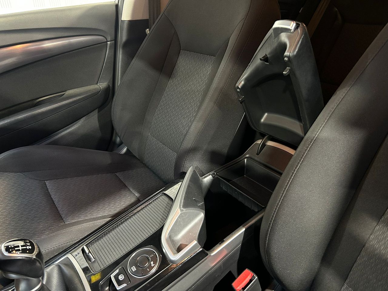 Hyundai i40 Sedán 1.7 CRDi 115 CV BlueDrive Essence - Foto 2