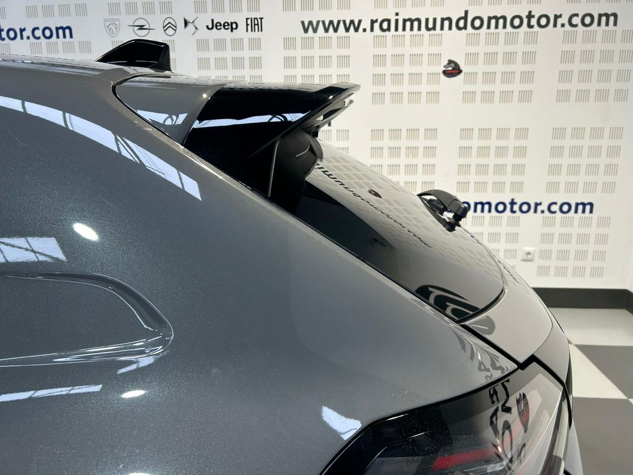 Peugeot 208 Allure Hybrid 100 e-DCS6 1.2T 110 CV - Foto 2