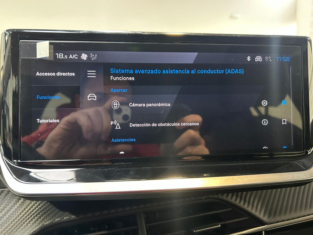 Peugeot 208 Allure Hybrid 100 e-DCS6 1.2T 110 CV - Foto 2