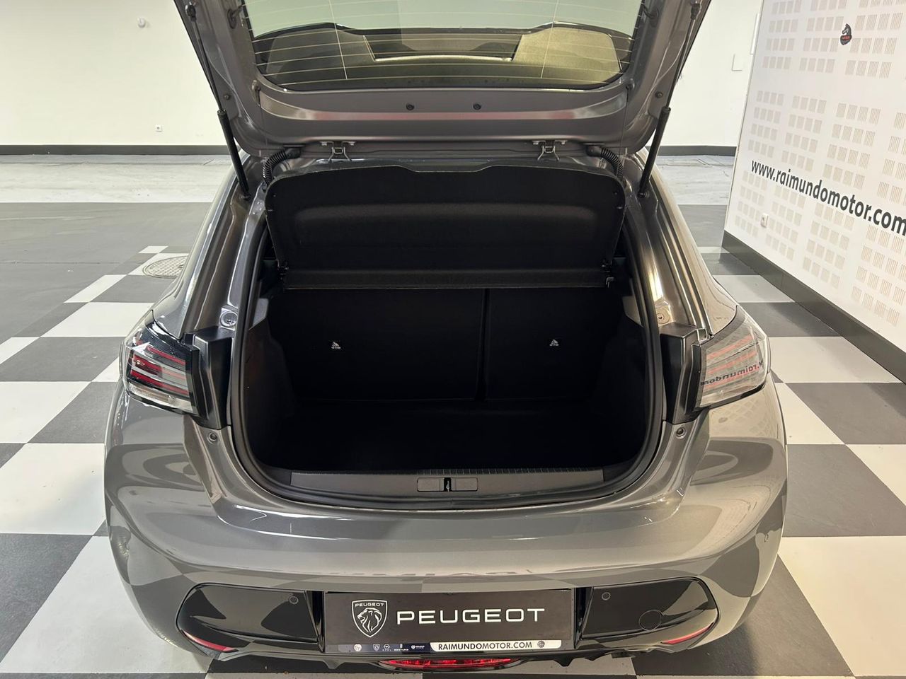 Peugeot 208 Allure Hybrid 100 e-DCS6 1.2T 110 CV - Foto 2