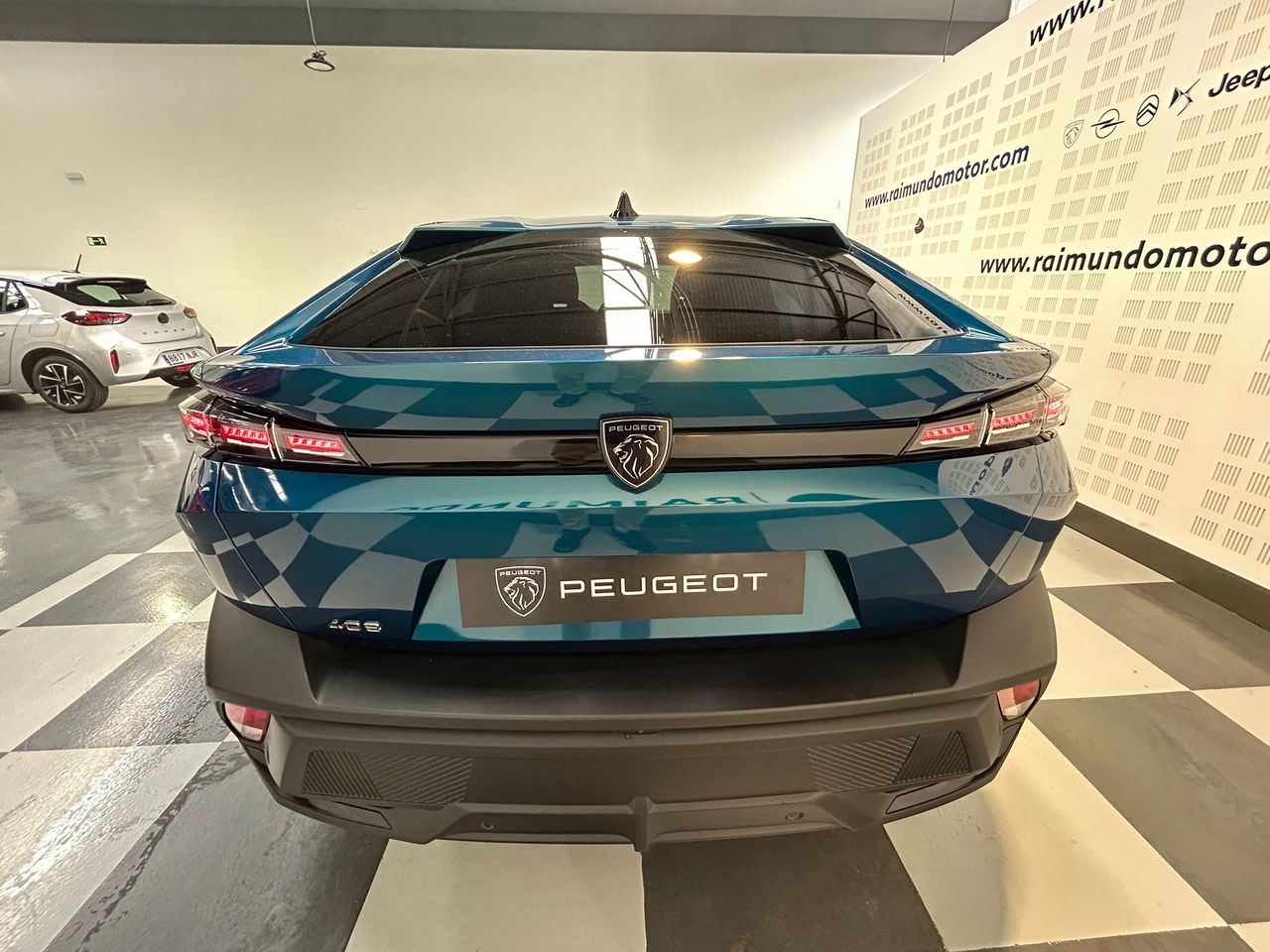 Peugeot 408 Allure Plug-In Hybrid 180 e-EAT8 - Foto 2