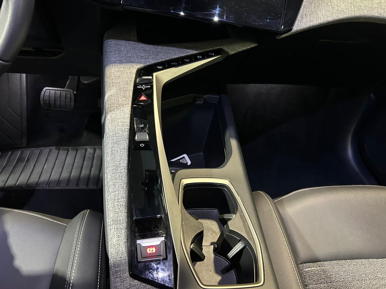 Peugeot 3008 Hybrid 3008 Allure Hybrid 145 e-DCS6 - Foto 2