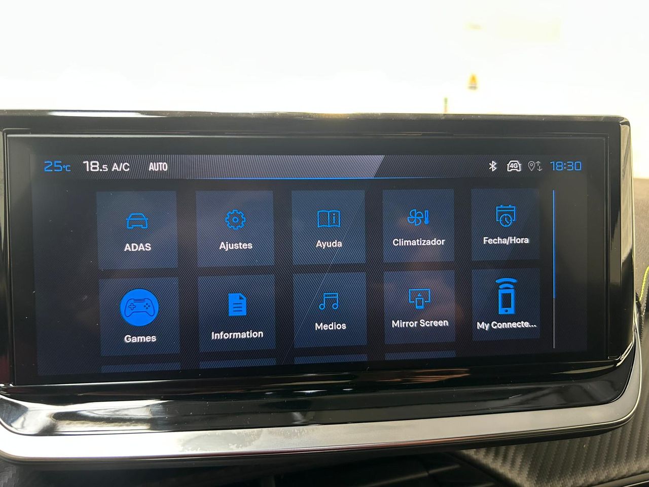 Peugeot 208 GT HYBRID 145 eDCS6 - Foto 2