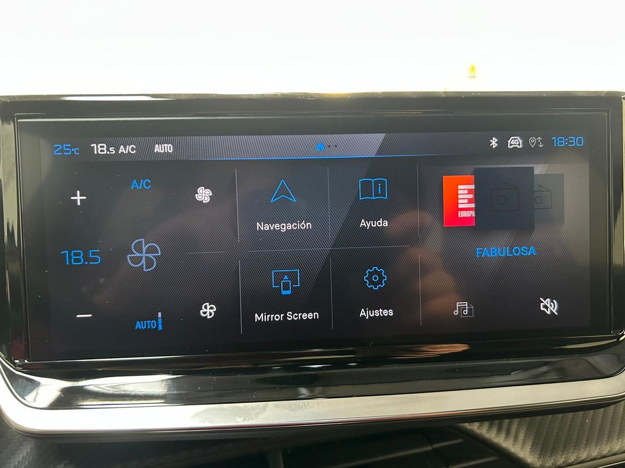 Peugeot 208 GT HYBRID 145 eDCS6 - Foto 2