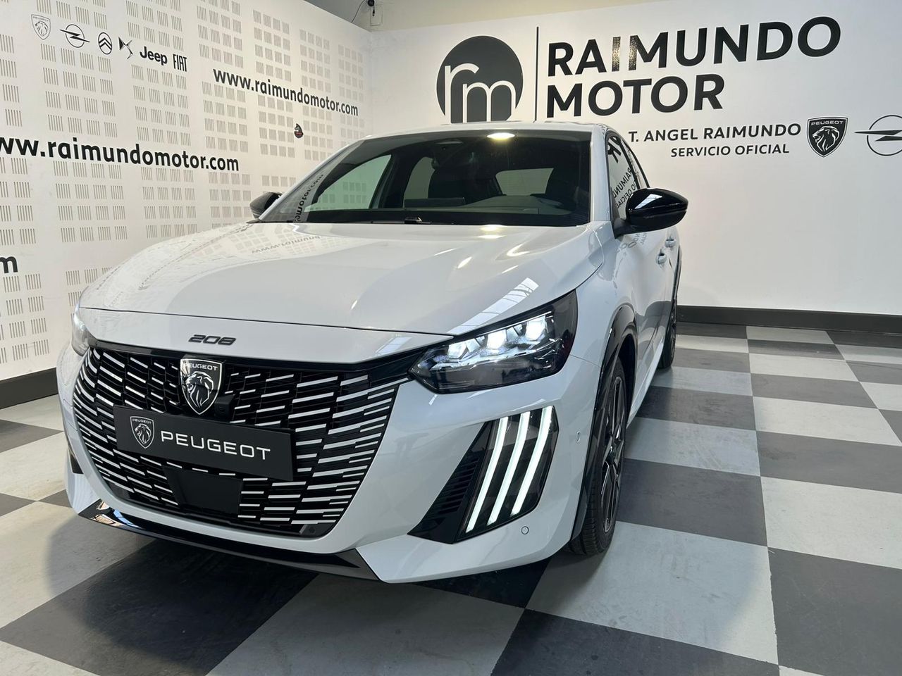 Peugeot 208 GT HYBRID 145 eDCS6 - Foto 2