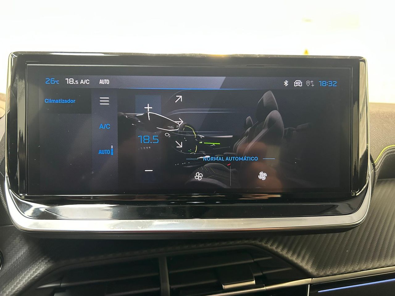 Peugeot 208 GT HYBRID 145 eDCS6 - Foto 2