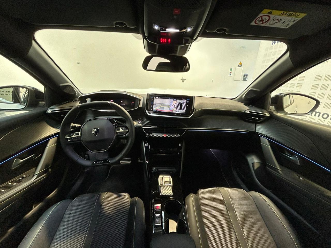 Peugeot 208 GT HYBRID 145 eDCS6 - Foto 2