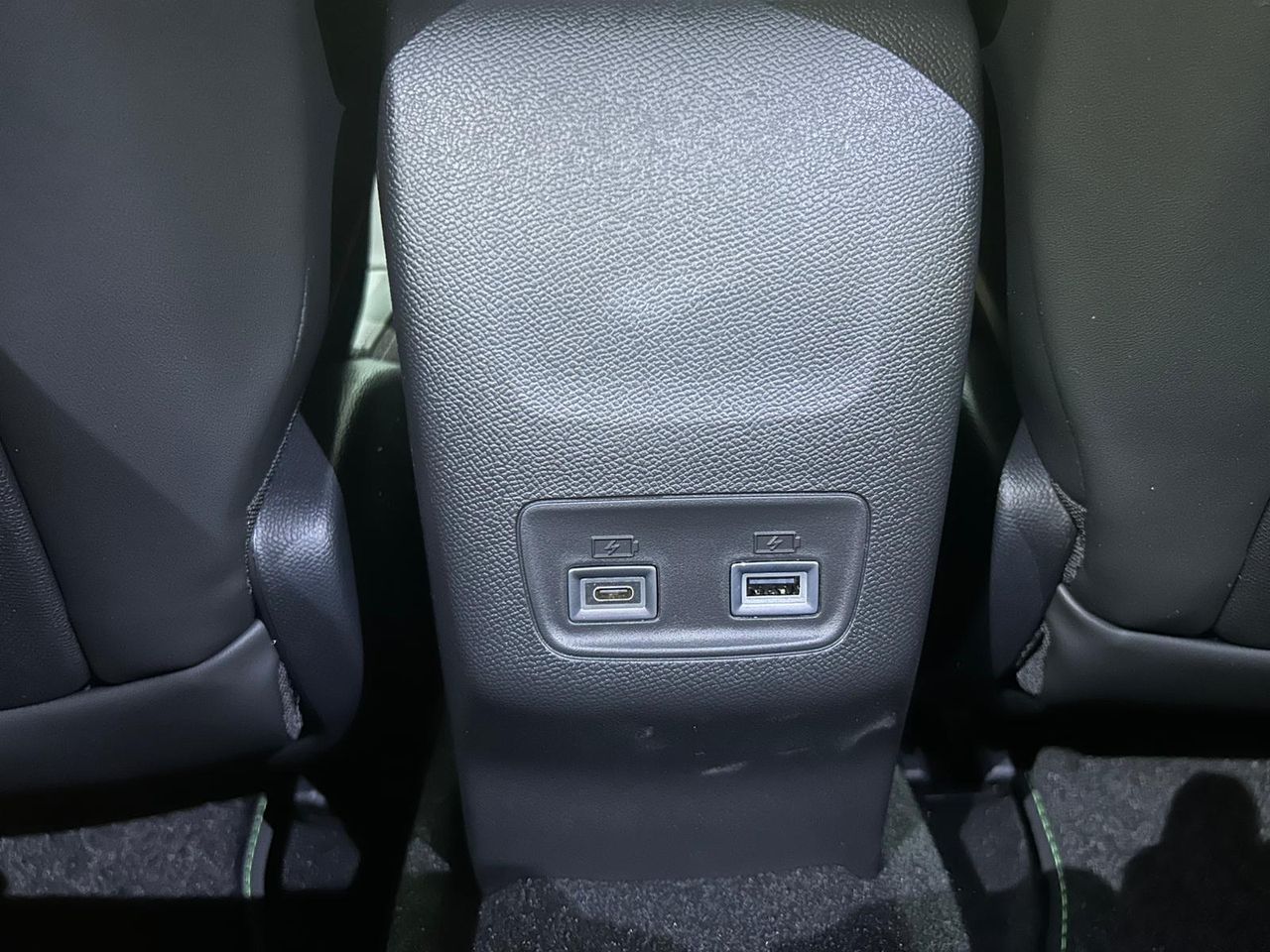 Peugeot 208 GT HYBRID 145 eDCS6 - Foto 2