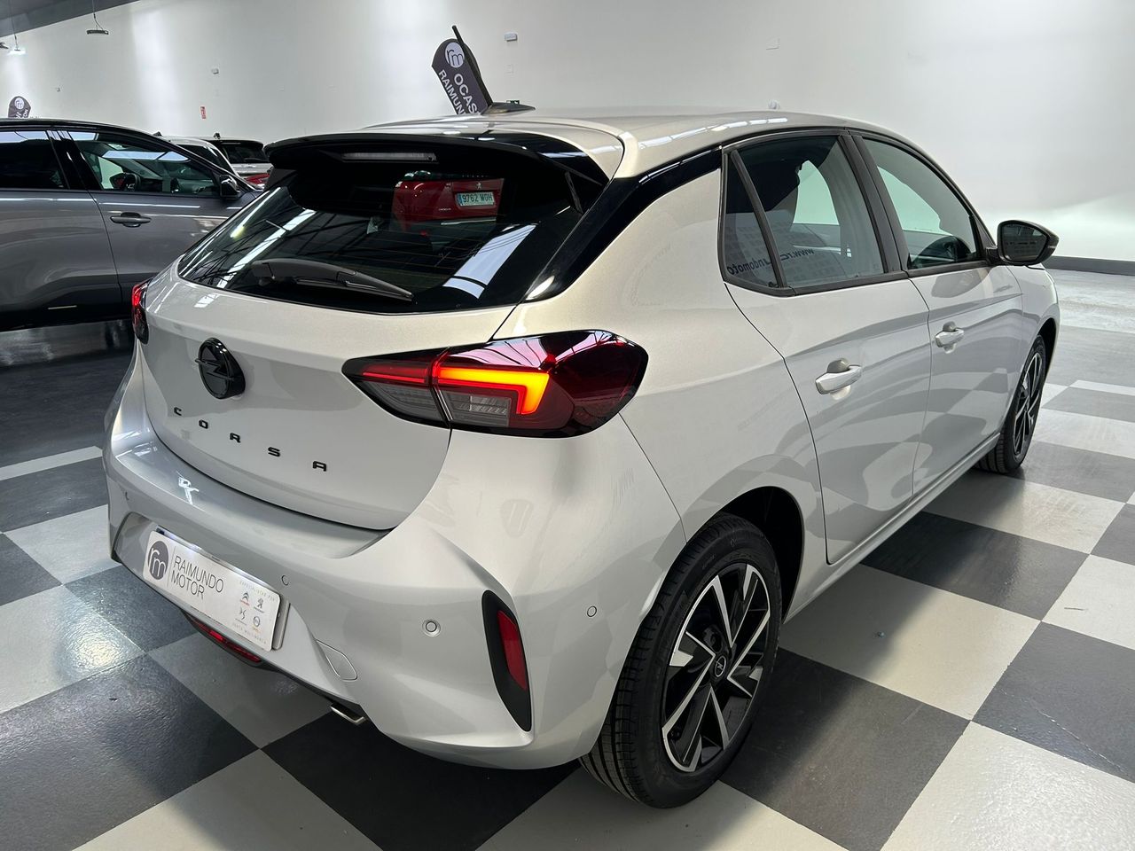 Opel Corsa 1.2 Turbo 74 kW (100 CV) Ultimate - Foto 2