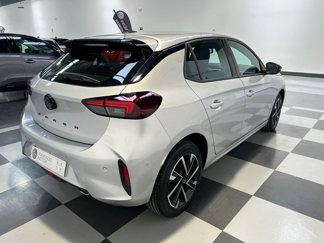 Opel Corsa 1.2 Turbo 74 kW (100 CV) Ultimate - Foto 2