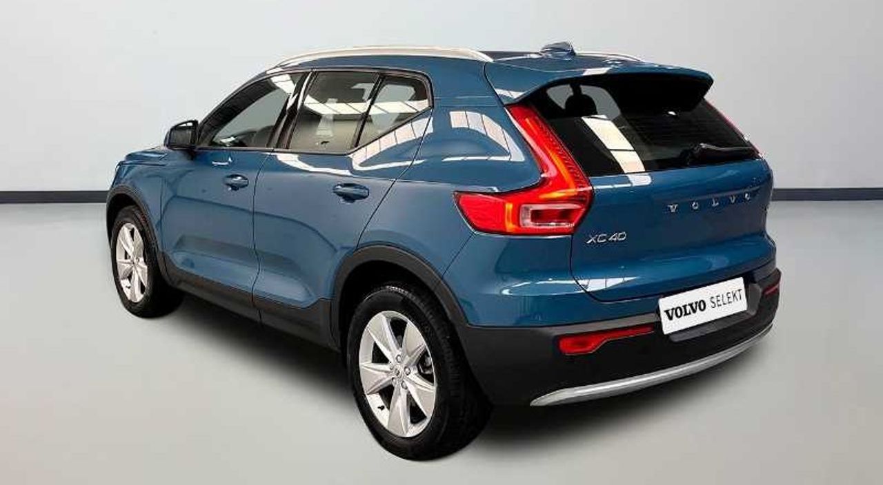 Volvo XC40 Essential B3 - Foto 2
