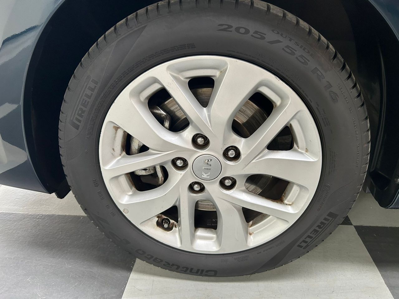 Kia Carens 1.6 GDi 99 kW (135 CV) Basic 5 plazas - Foto 2