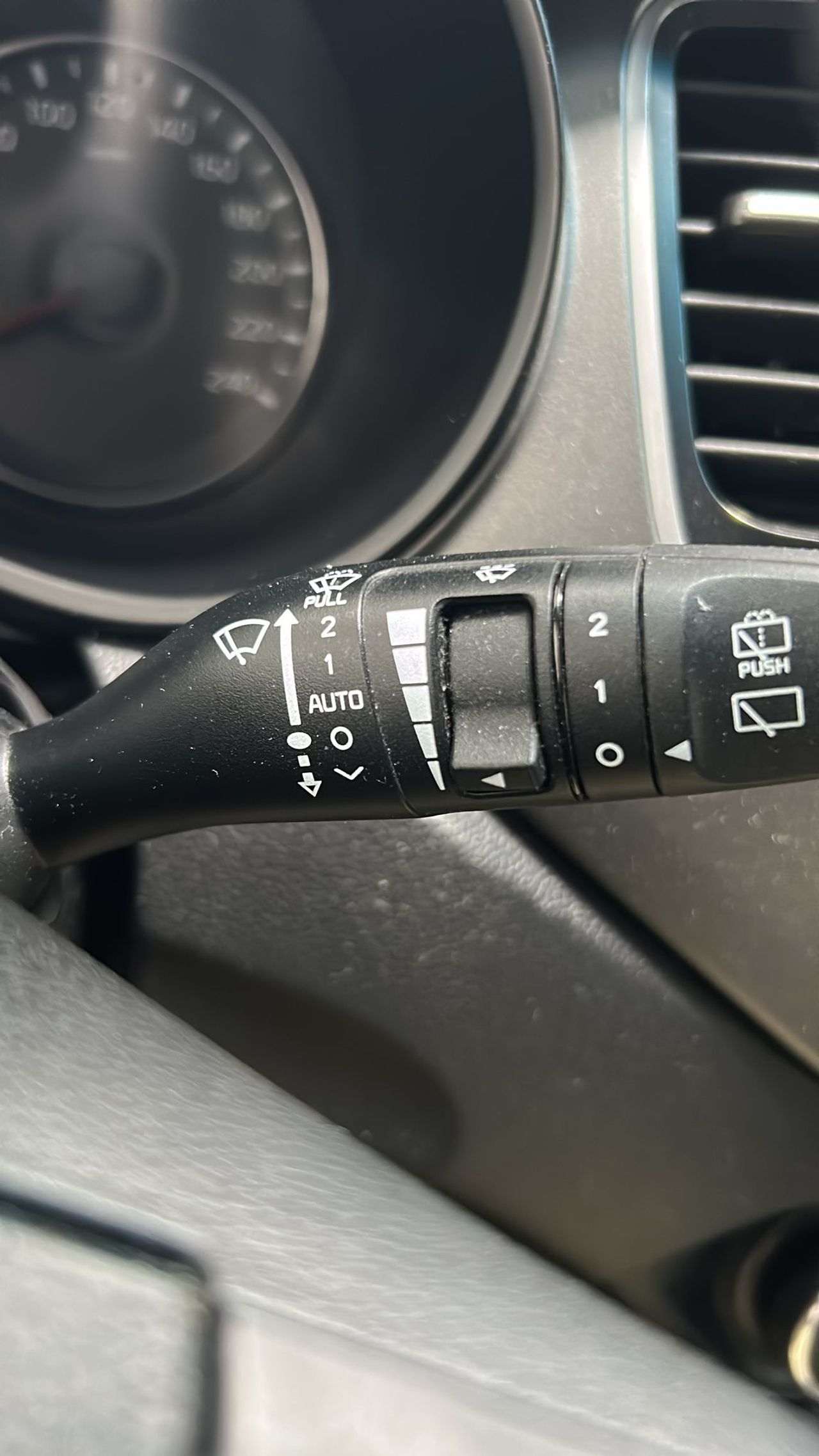 Kia Carens 1.6 GDi 99 kW (135 CV) Basic 5 plazas - Foto 2