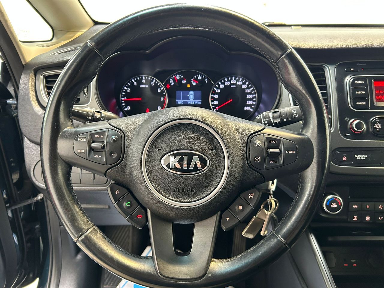 Kia Carens 1.6 GDi 99 kW (135 CV) Basic 5 plazas - Foto 2