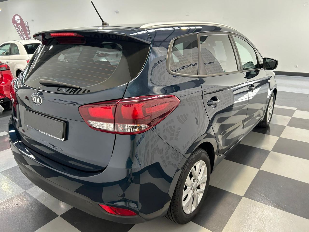 Kia Carens 1.6 GDi 99 kW (135 CV) Basic 5 plazas - Foto 2