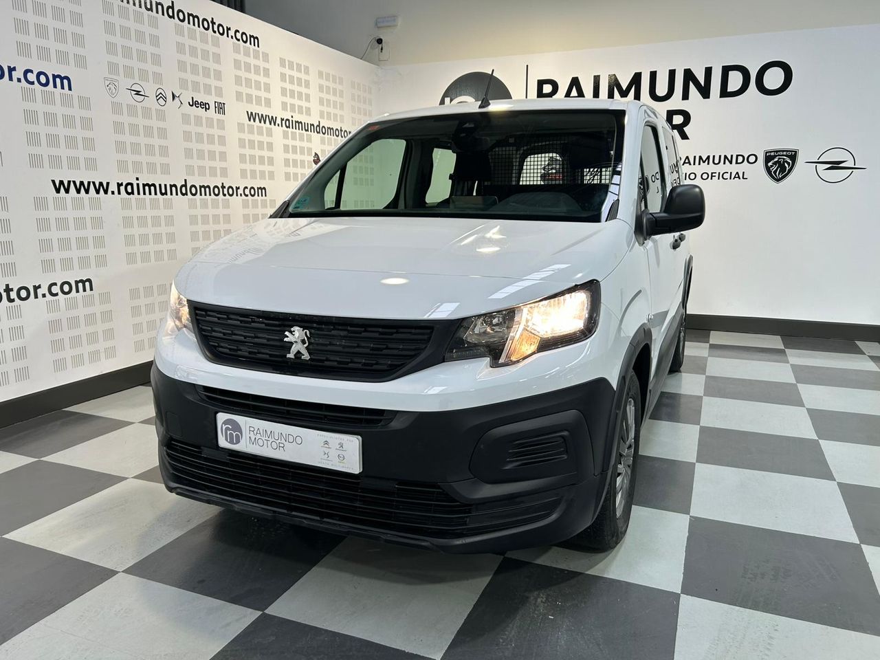 Peugeot Rifter 100 CV L1 - Foto 2