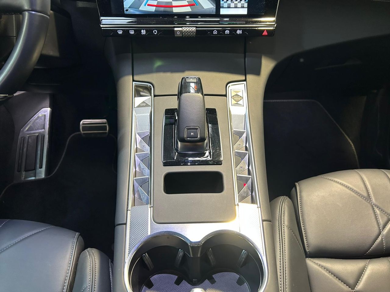 DS DS 7 7 Pallas BlueHDi 130 EAT8 - Foto 2