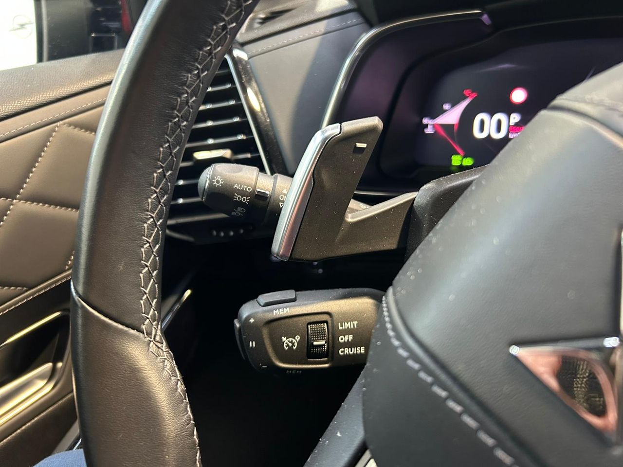 DS DS 7 7 Pallas BlueHDi 130 EAT8 - Foto 2