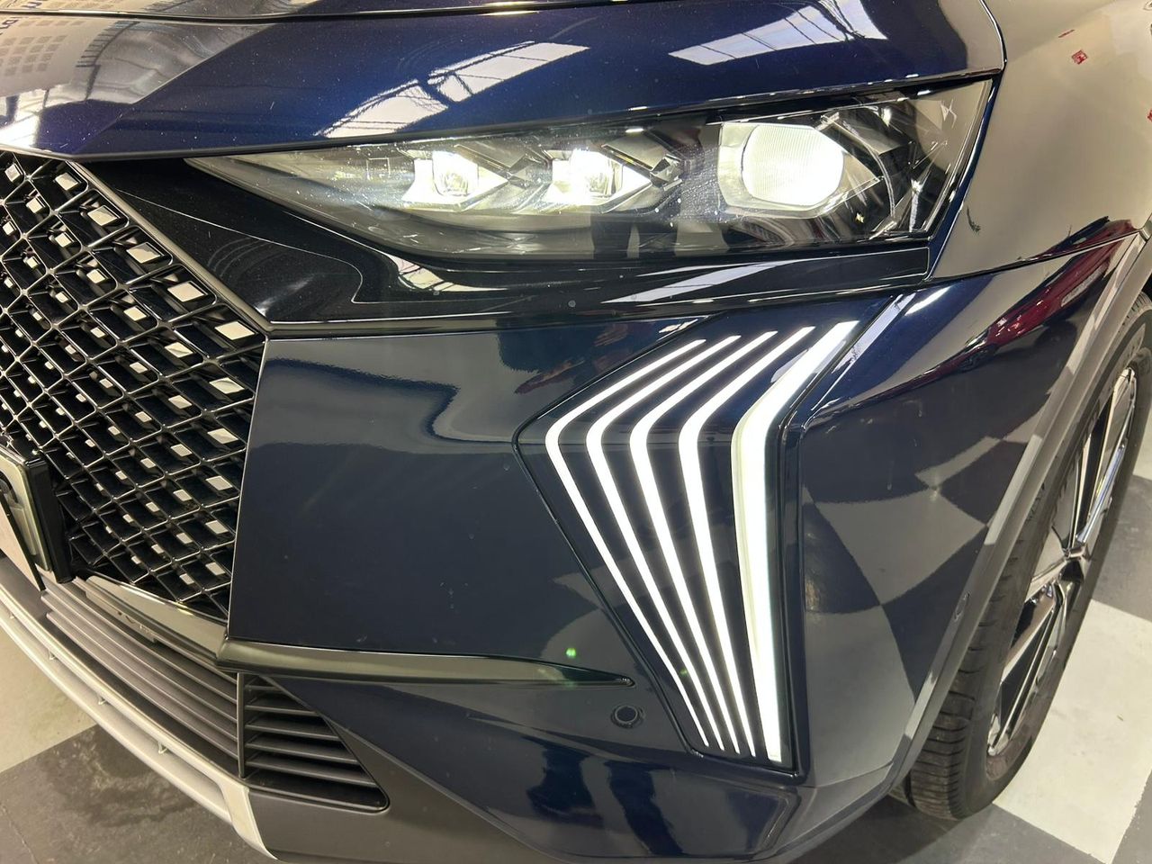 DS DS 7 7 Pallas BlueHDi 130 EAT8 - Foto 2