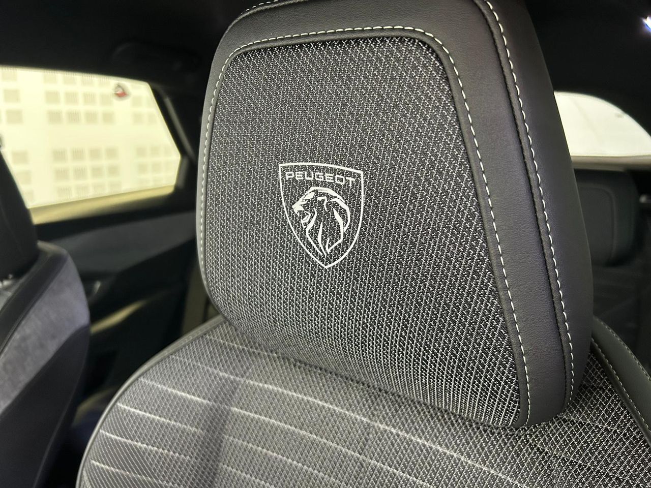 Peugeot 3008 Hybrid 3008 GT Hybrid 145 e-DCS6 - Foto 2