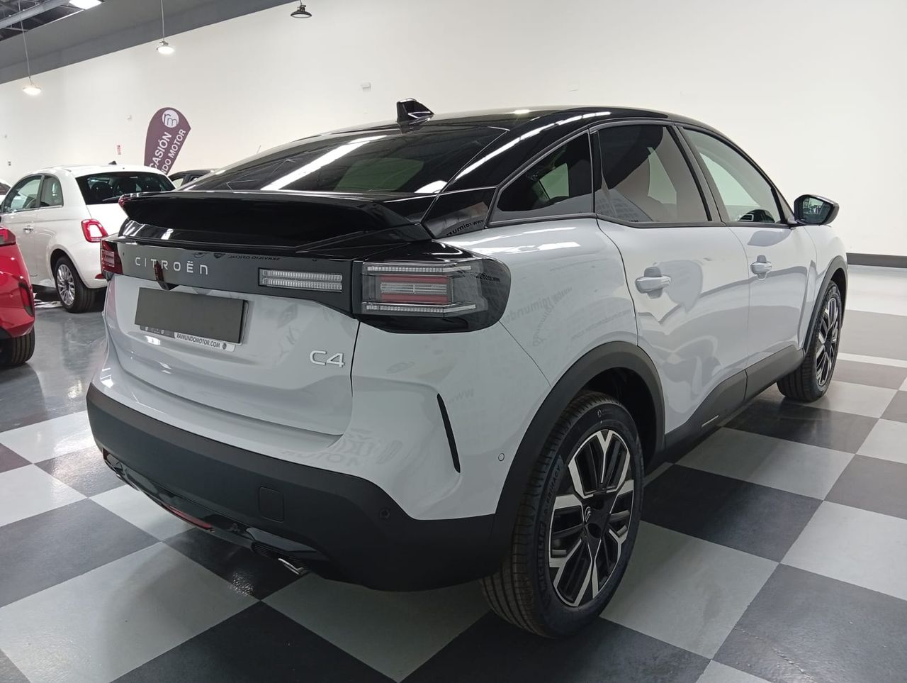 Citroën C4 C4 Hybrid 145CV MAX - Foto 2