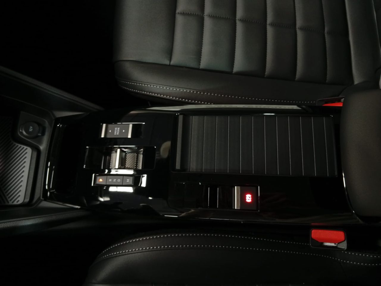 Citroën C4 C4 Hybrid 145CV MAX - Foto 2