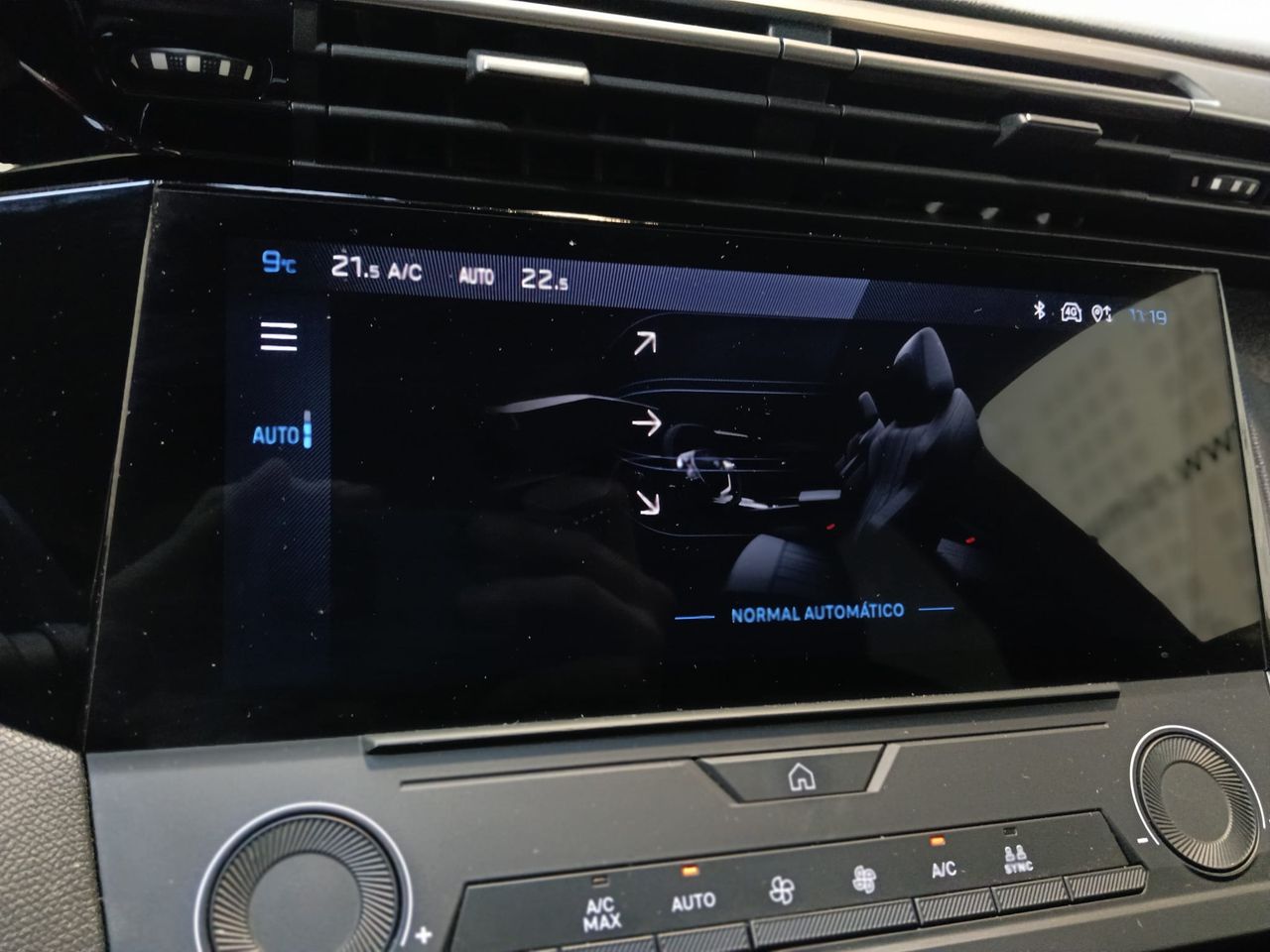 Peugeot 408 Allure Plug-In Hybrid 180 e-EAT8 - Foto 2