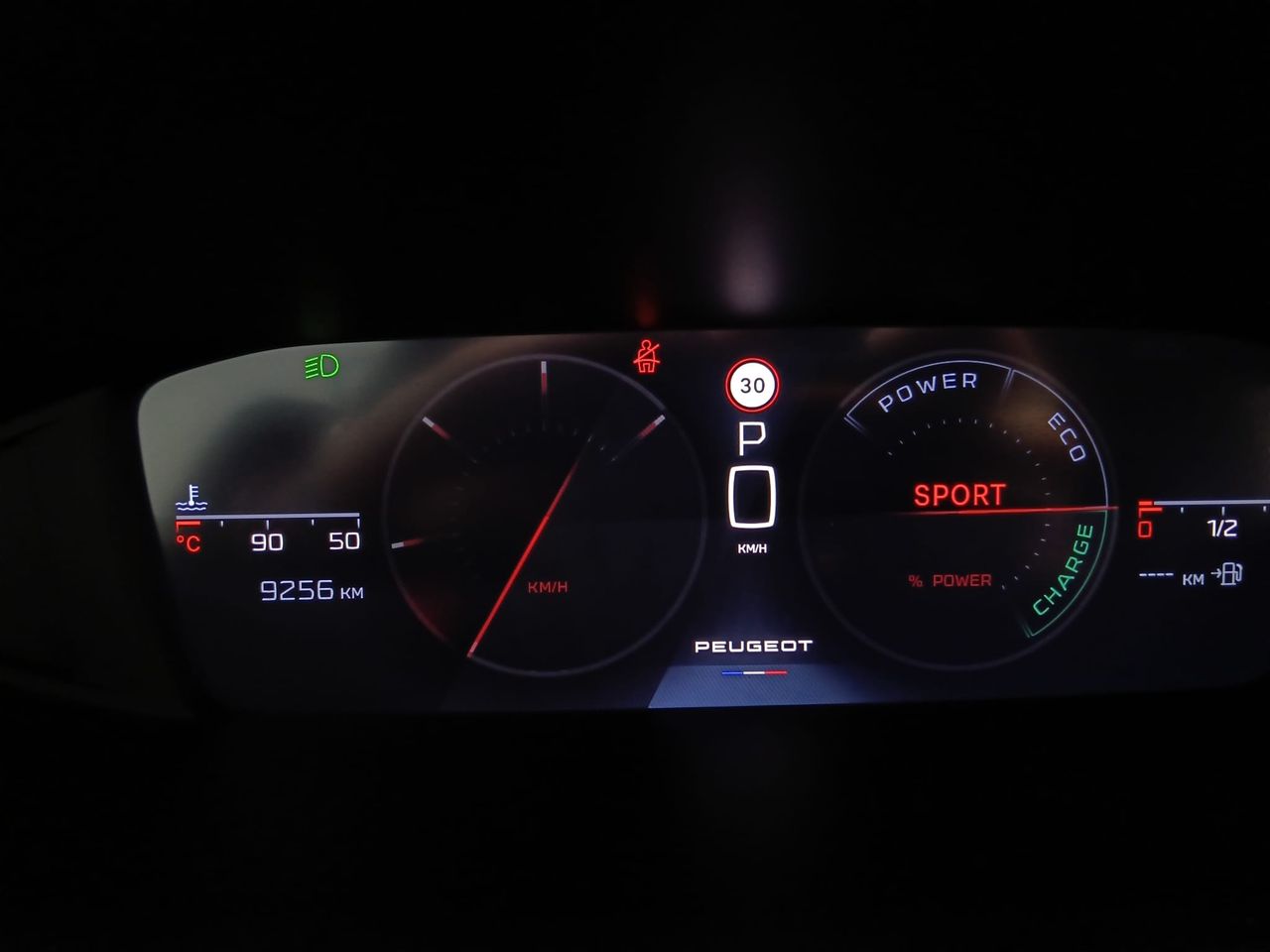 Peugeot 408 Allure Plug-In Hybrid 180 e-EAT8 - Foto 2