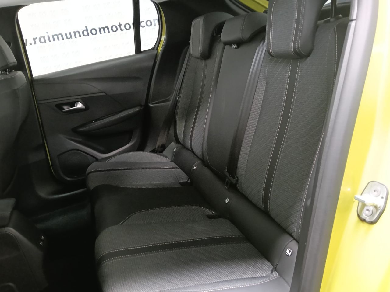 Peugeot 208 Allure Hybrid 110 e-DCS6 - Foto 2