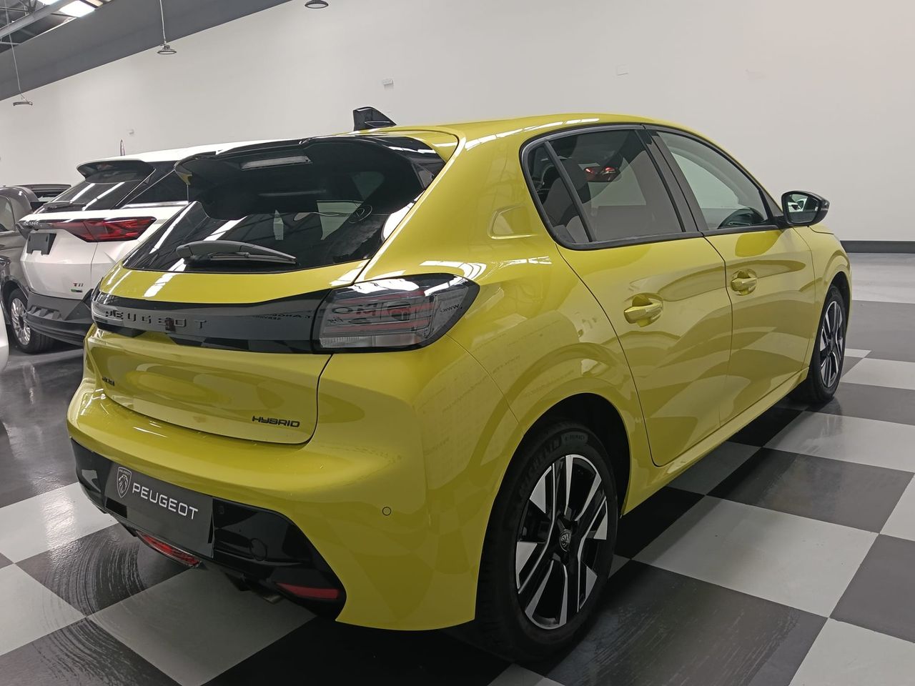 Peugeot 208 Allure Hybrid 110 e-DCS6 - Foto 2