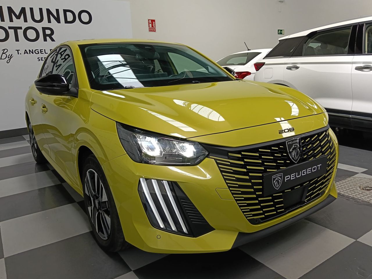 Peugeot 208 Allure Hybrid 110 e-DCS6 - Foto 2