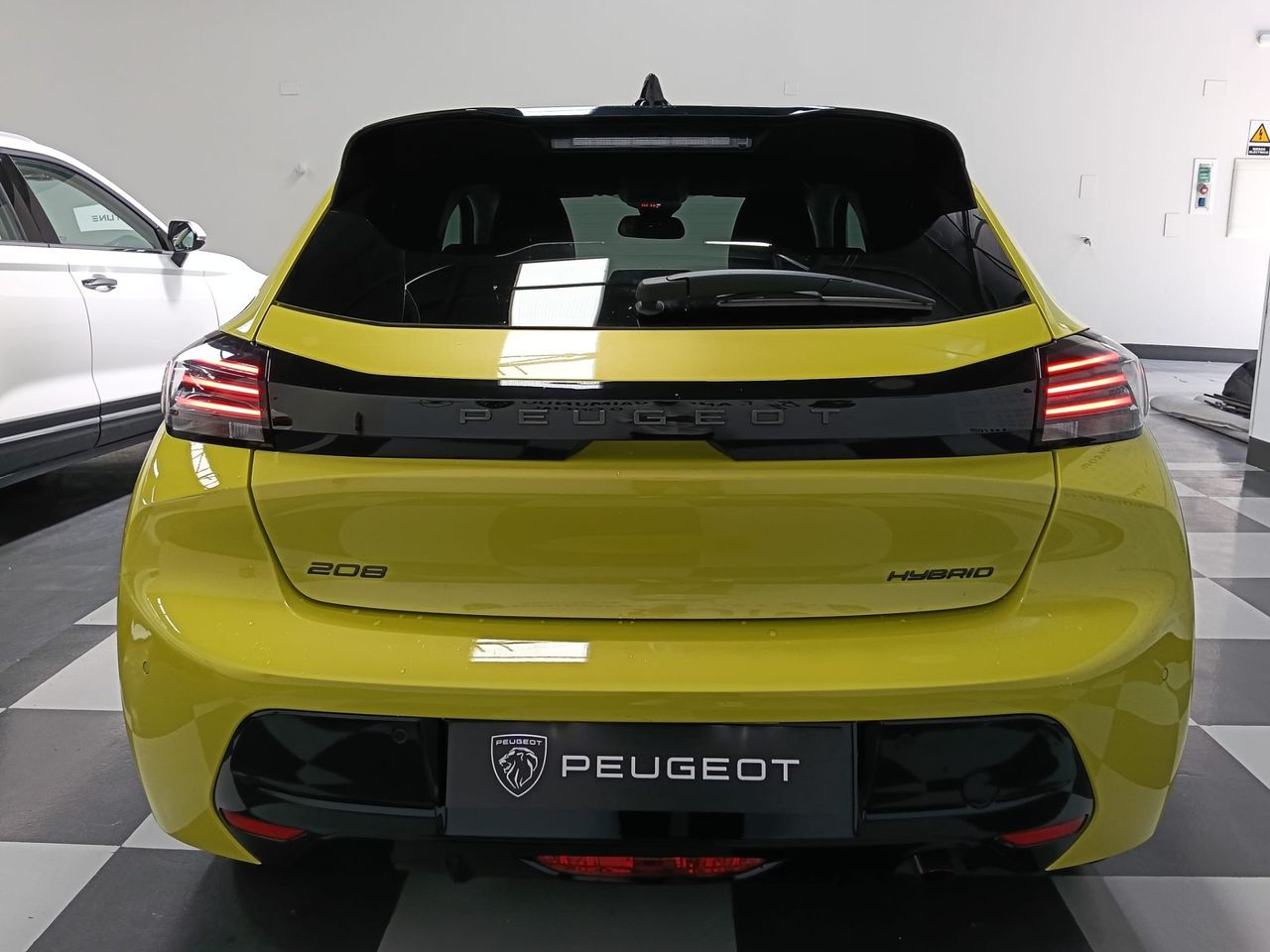 Peugeot 208 Allure Hybrid 110 e-DCS6 - Foto 2