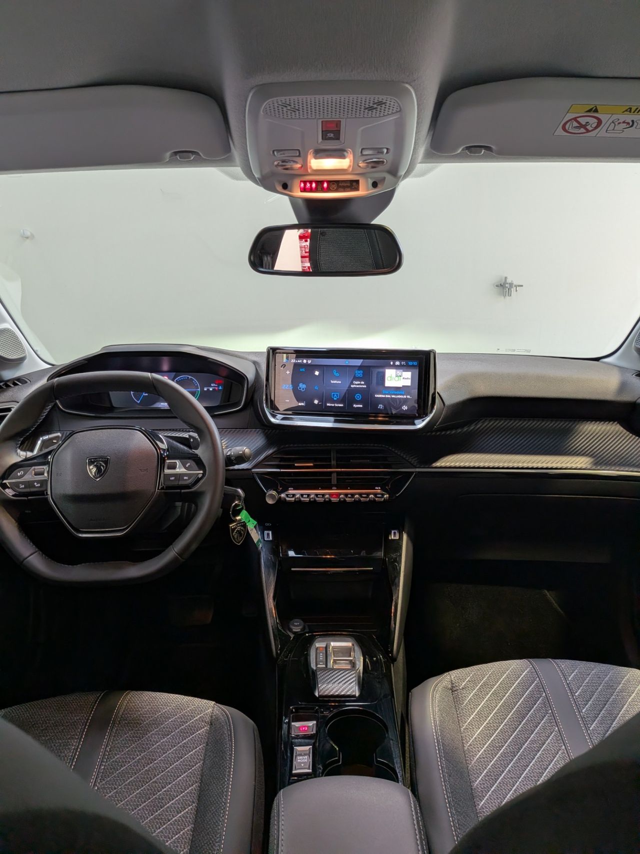 Peugeot 208 Allure Hybrid 110 e-DCS6 - Foto 2